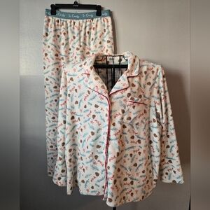 Hanes Fleece Pajama Set with Floral Winter Berry Print Size 3X